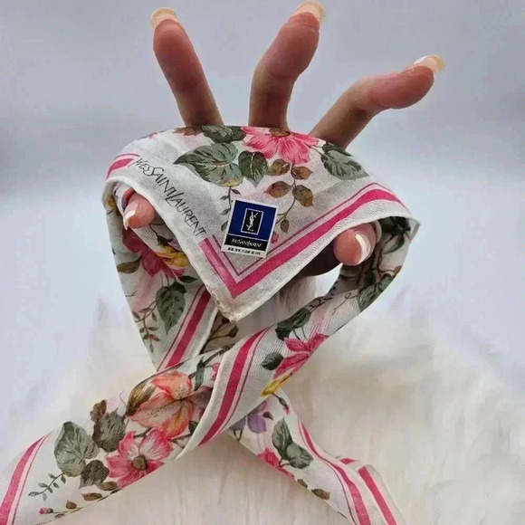 YS  Floral Pattern Design Neckerchief - Picture 1 of 7
